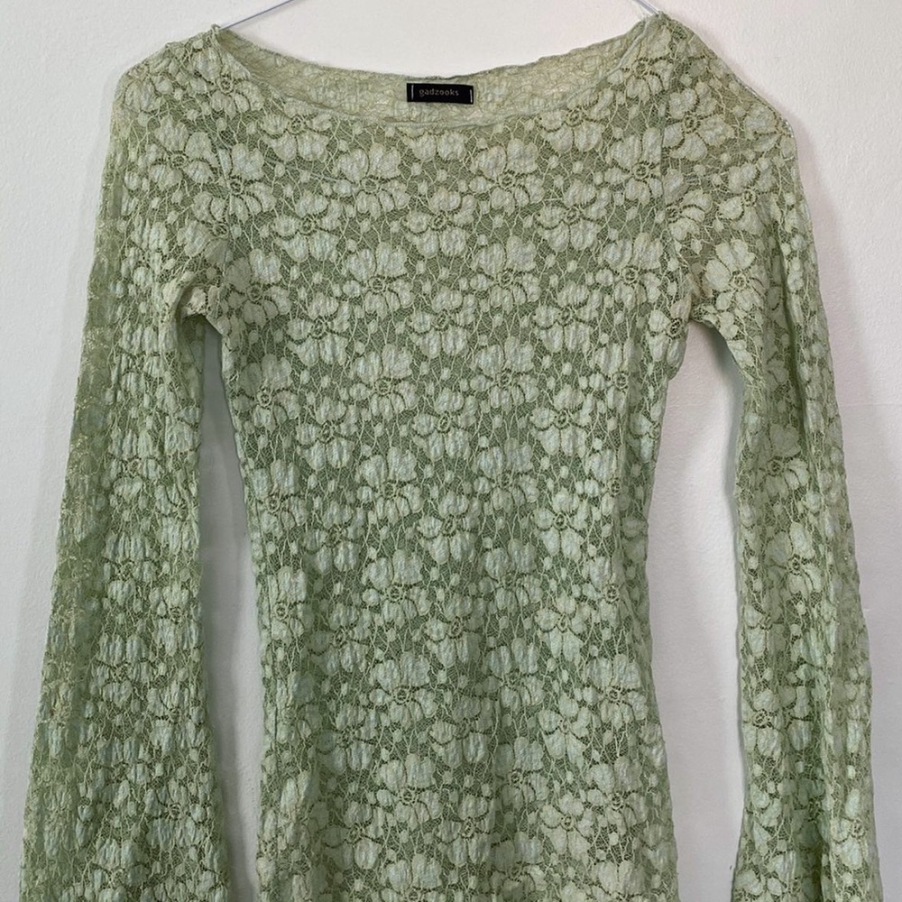 Vintage bell sleeve boatneck sheer long sleeve top